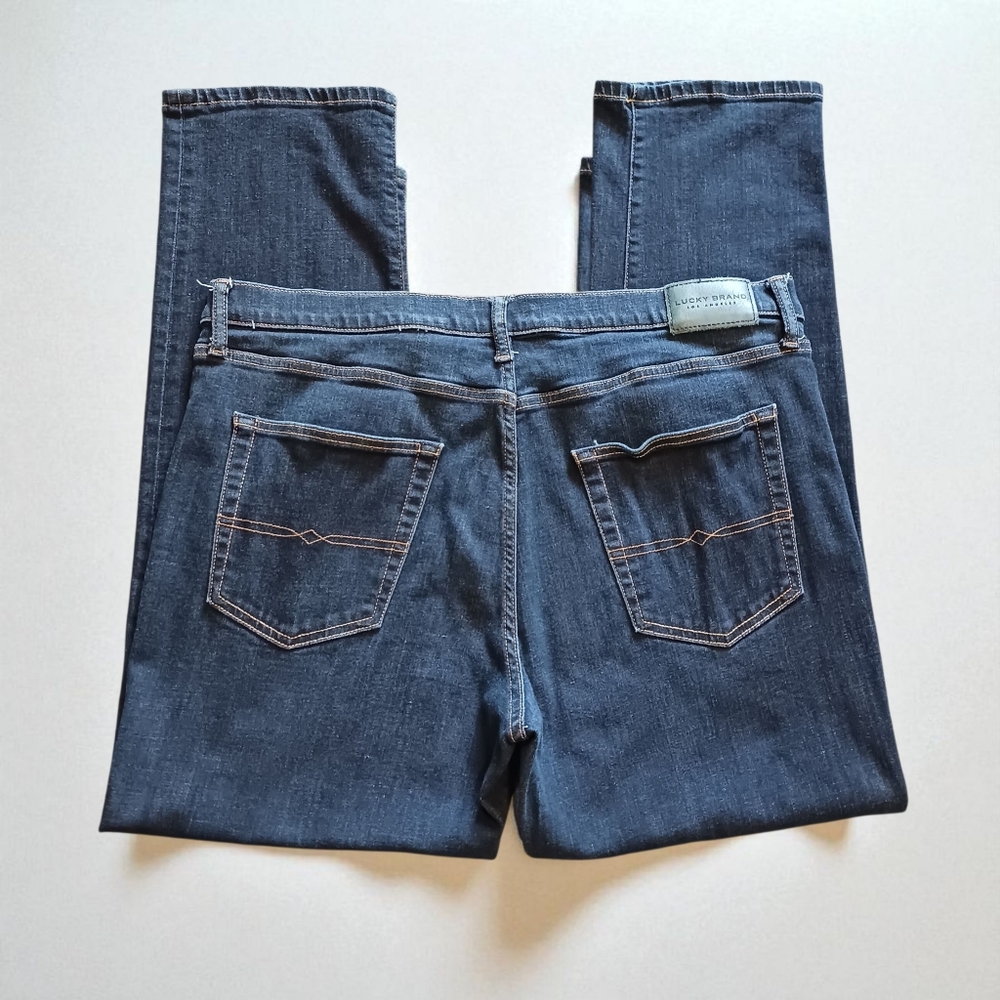 Men's Lucky Brand 223 Straight Leg Jeans Dark Wash $110 Retail EUC - Picture 4 of 8